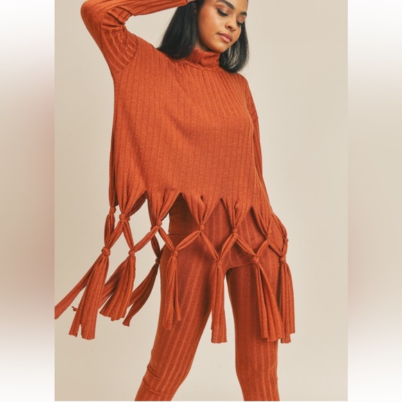 Fabulous Boho Two Piece Fringe Top Set - Picture 5 of 7